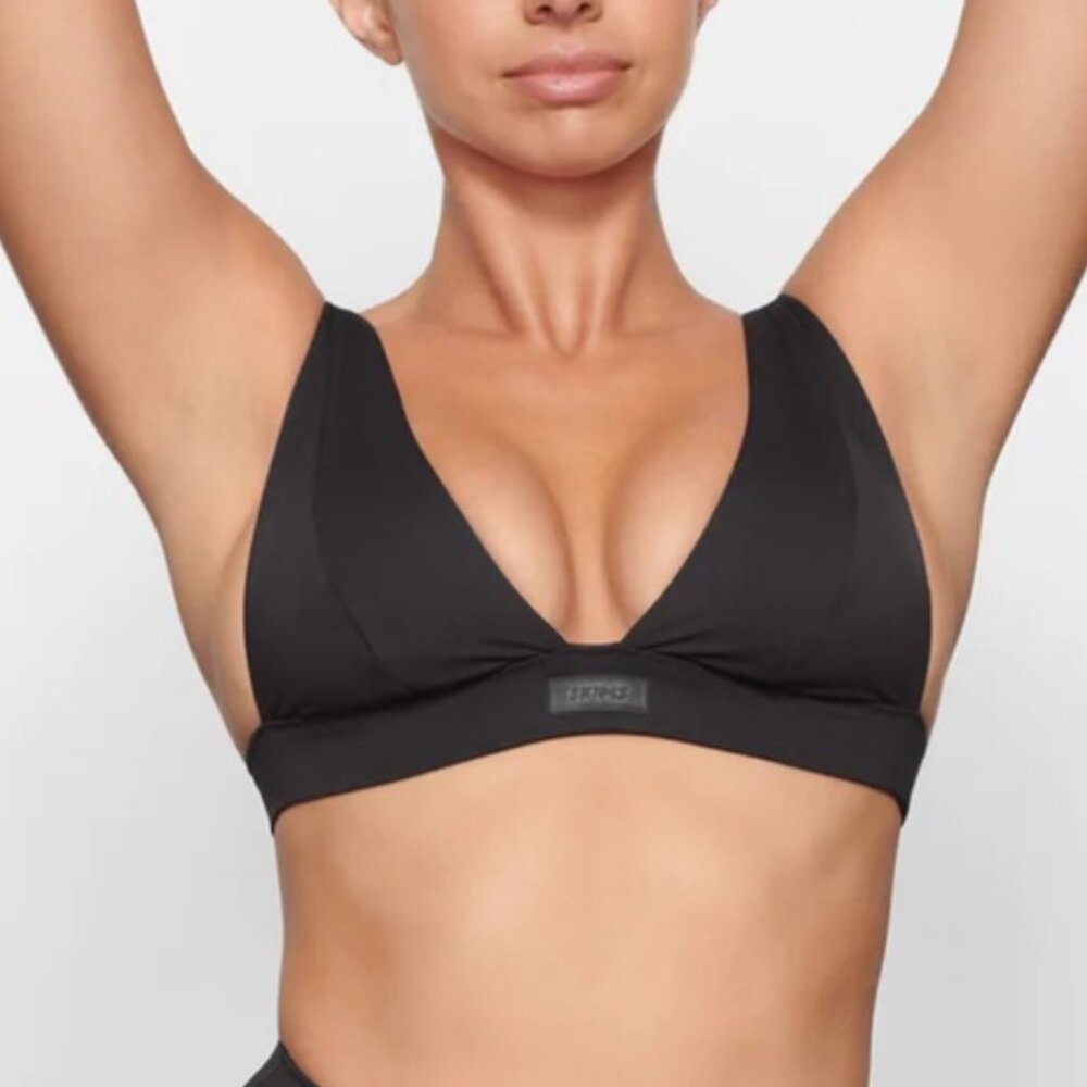 Skims Recycled Swim Plunge Bikini Top Onyx Black XL